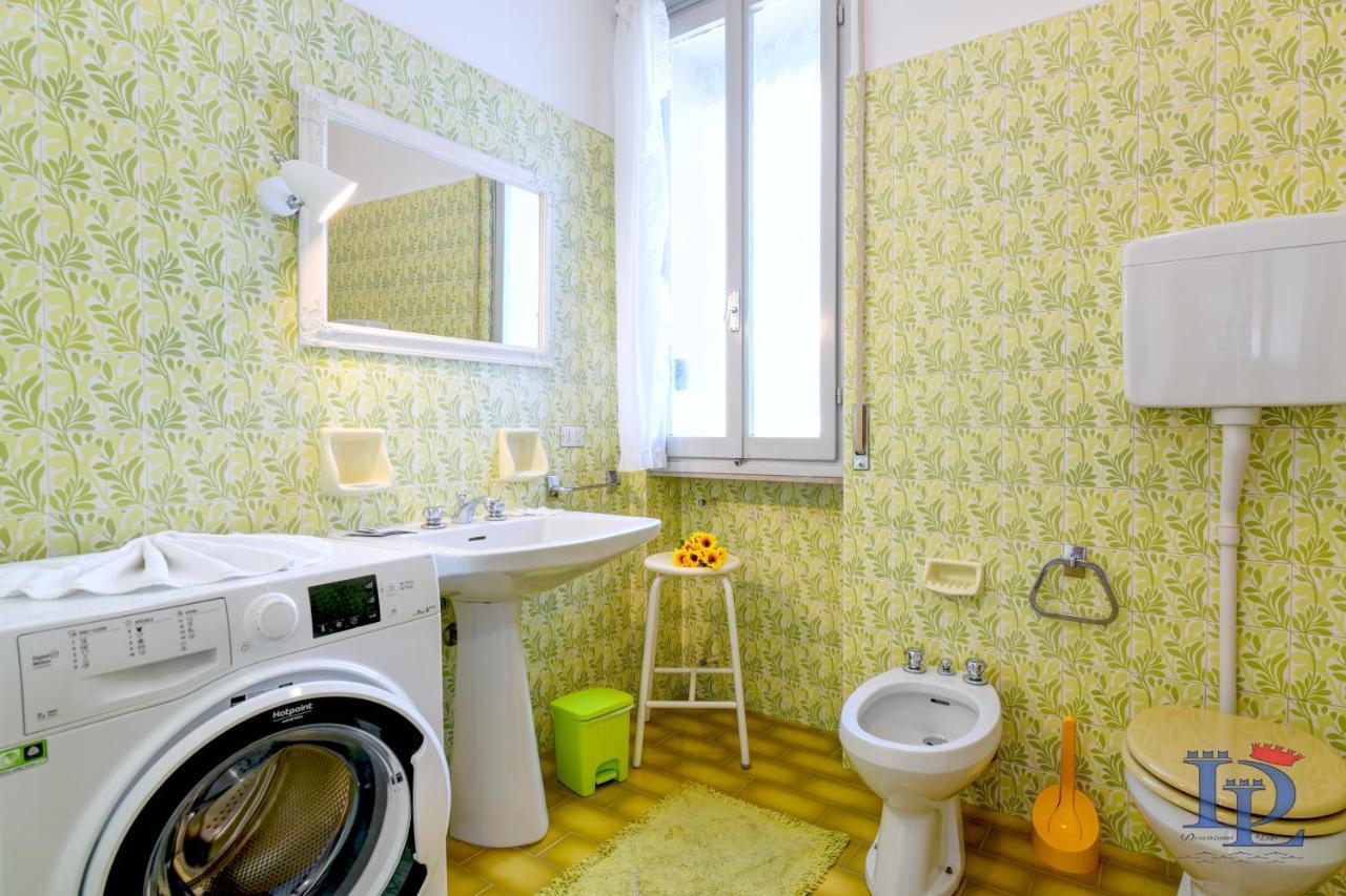 Apartment Desenzanoloft Official Partner Marriott Homes & - The Sunflower Front Desenzano del Garda